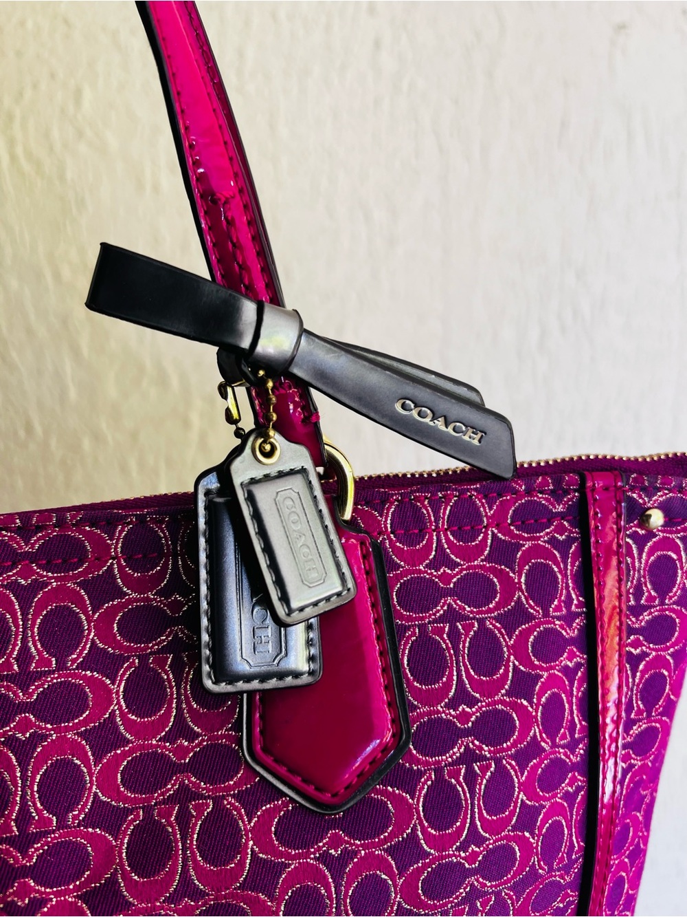 Coach Poppy Signature Metallic Outline Tote - Picture 3 of 10